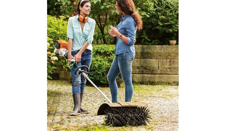 STIHL KB KM Kehrbürste Kombiwerkzeug 46017404905