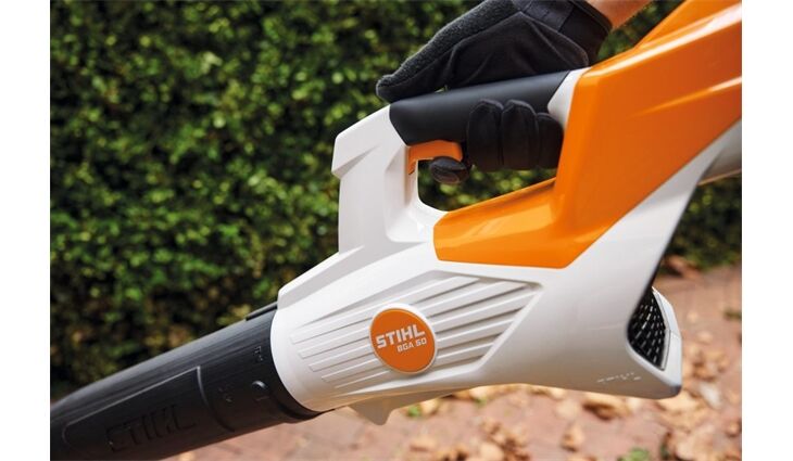 STIHL BGA 50 Akku Blasgerät SET AK20/Al101 BA050115910