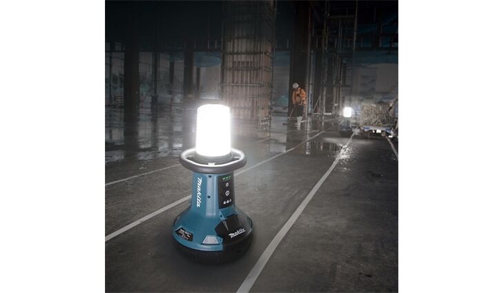 Makita LED Flächenbeleuchtung DEADML810 ohne AK/LG