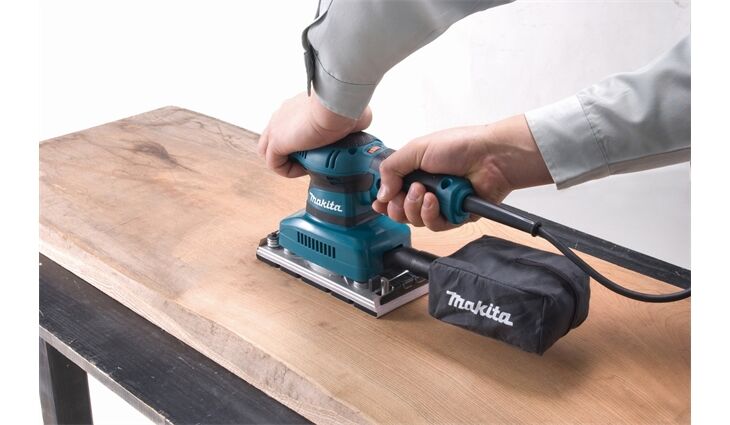 Makita Schwingschleifer 190W BO3711J