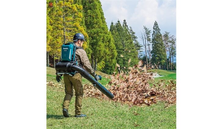 Makita Akku-Rucksackgebläse 36V UB002CZ ohne AK/LG
