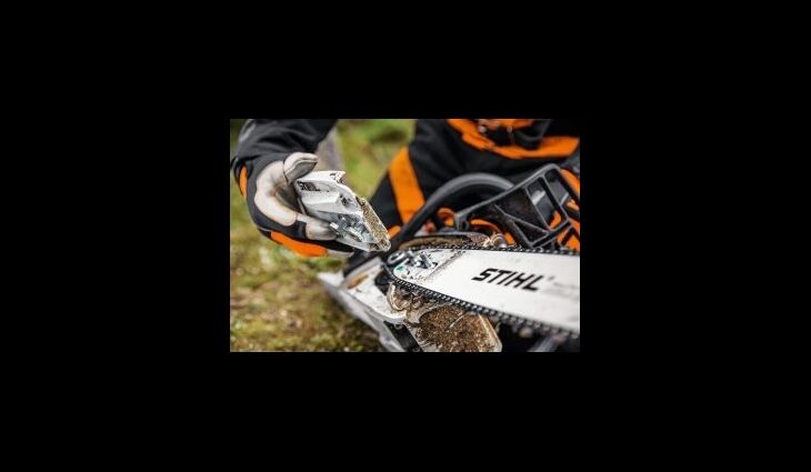 STIHL MS 300 C-M Benzin Motorsäge 40cm MB022000001