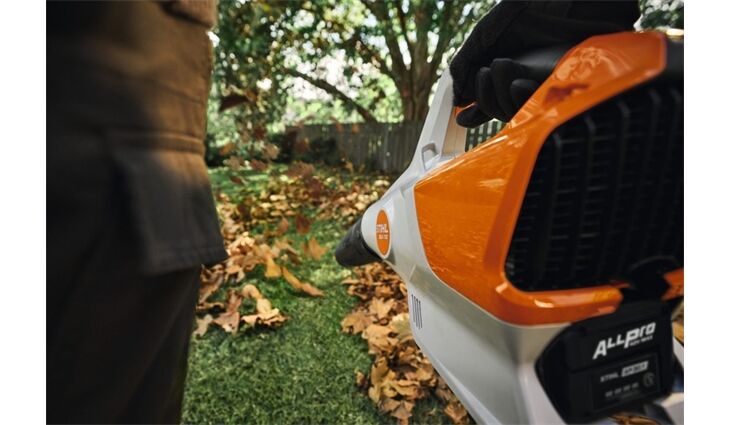 STIHL BGA 110 Akku-Blasgerät Solo AP System BA100115900